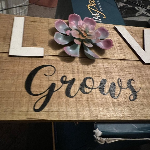 Hanging signs with 3D type flower component- comment green or purple - Picture 5 of 9